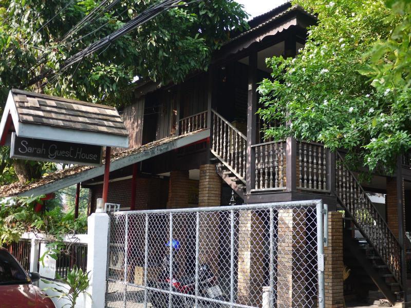 Sarah Guest House Chiang Mai Eksteriør billede