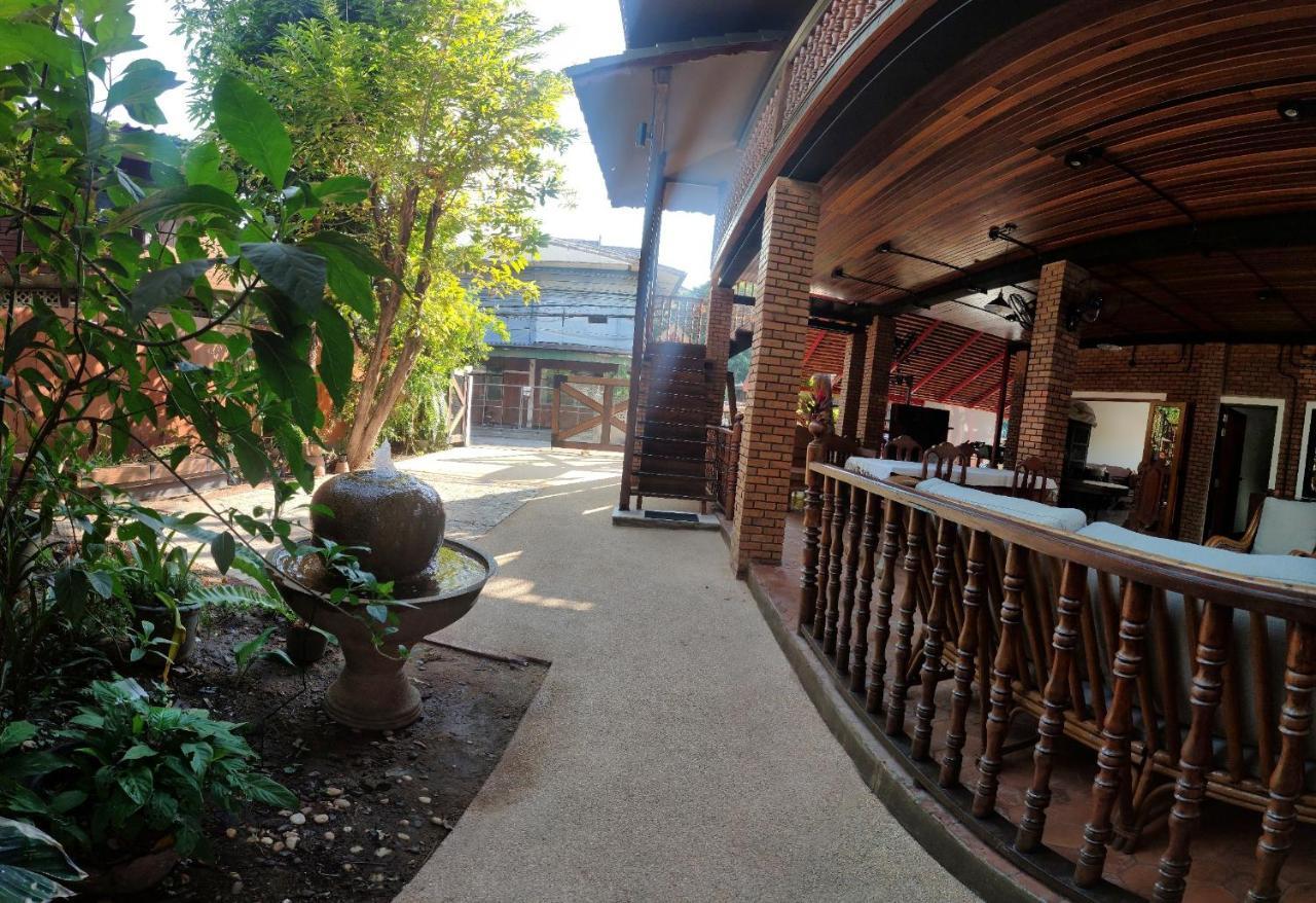 Sarah Guest House Chiang Mai Eksteriør billede